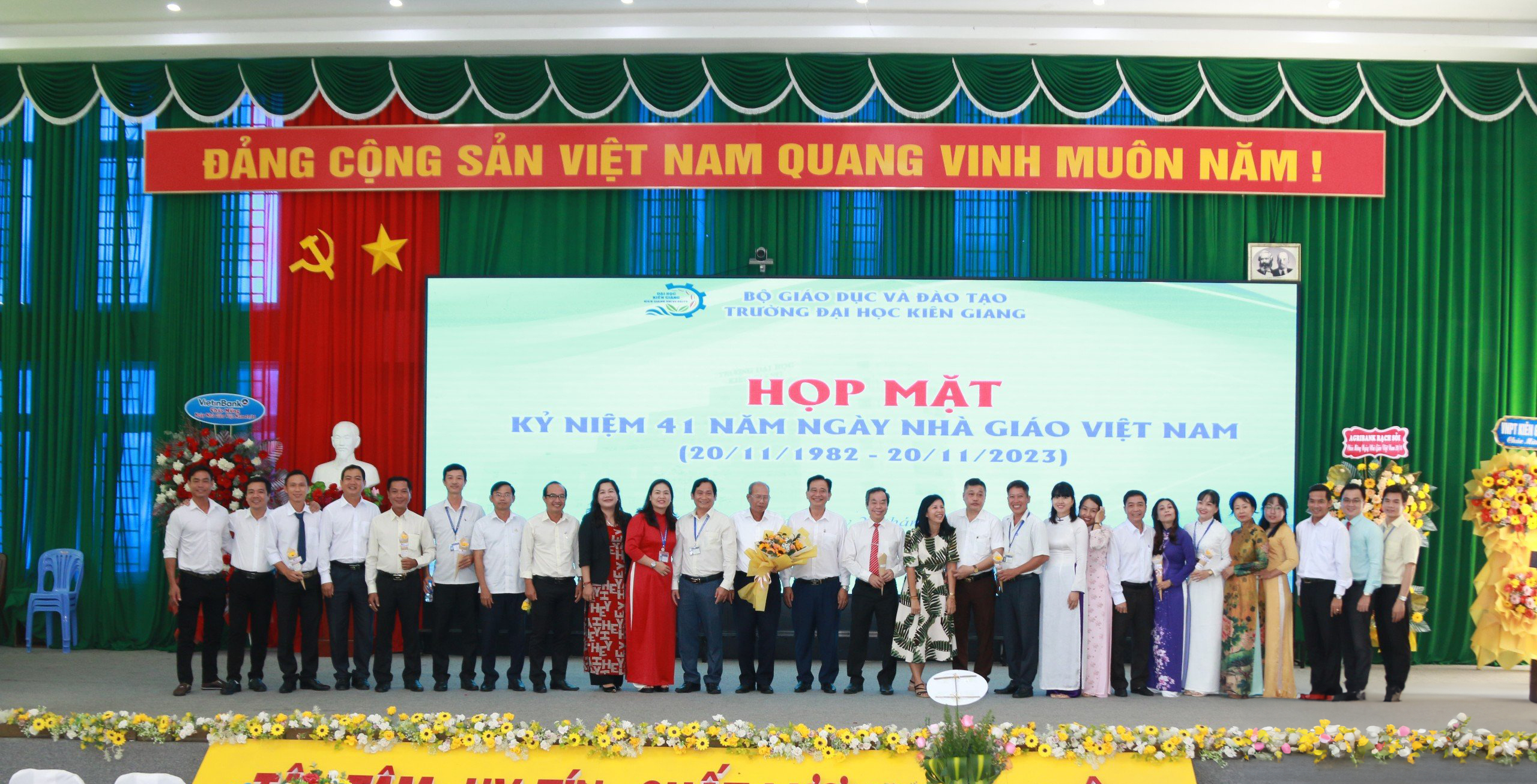 Họp mặt kỷ niệm 41 năm ngày Nhà giáo Việt Nam (20/11/1982 – 20/11/2023)