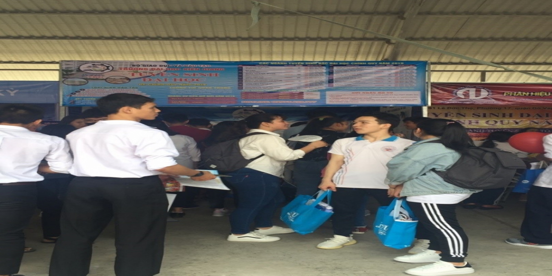 Trường Đại học Kiên Giang tham gia ngày hội Tư vấn tuyển sinh năm 2019 tại Tiền Giang