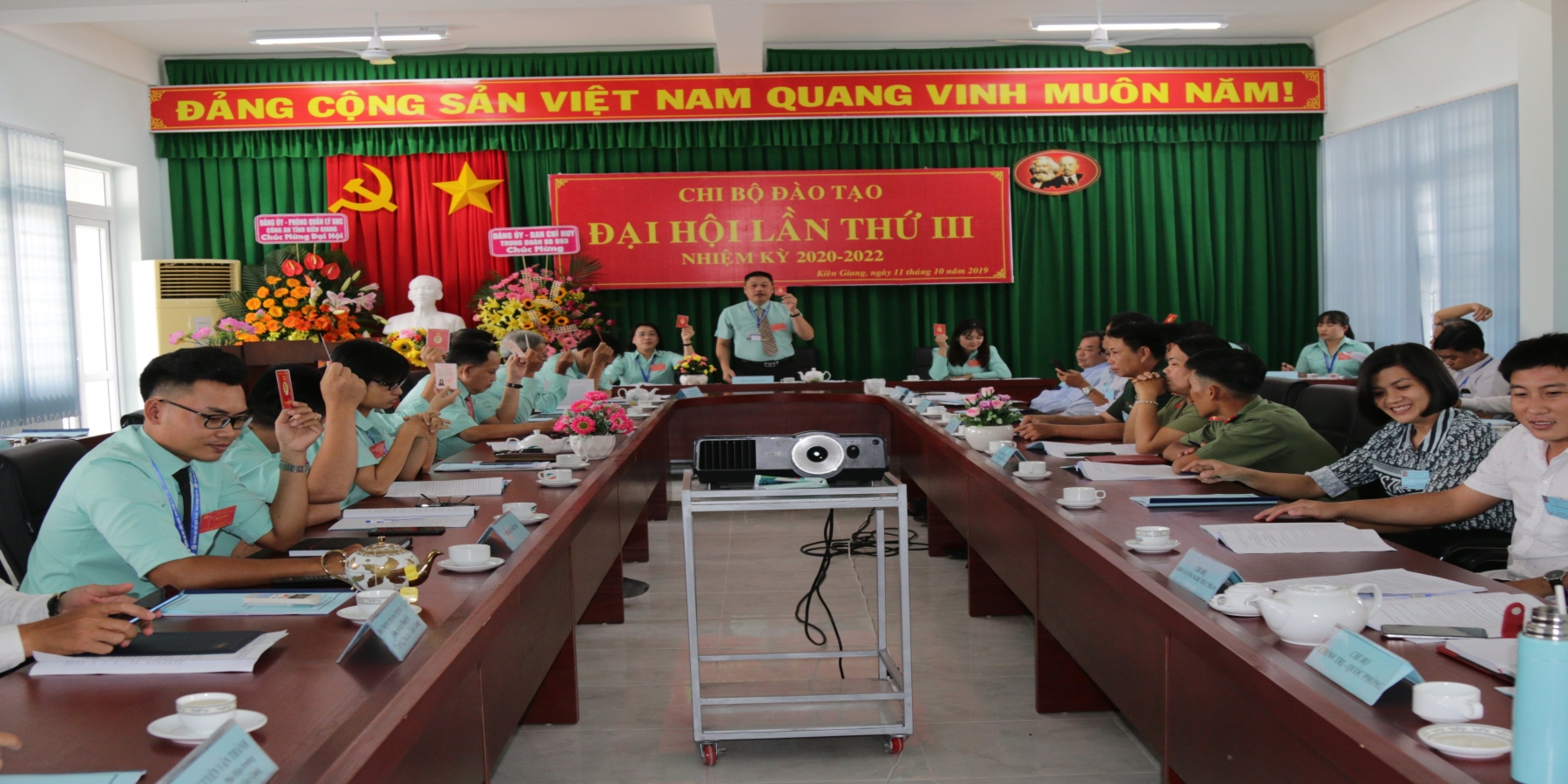Đại hội điểm Chi bộ Đào tạo lần thứ III, nhiệm kỳ 2020 - 2022