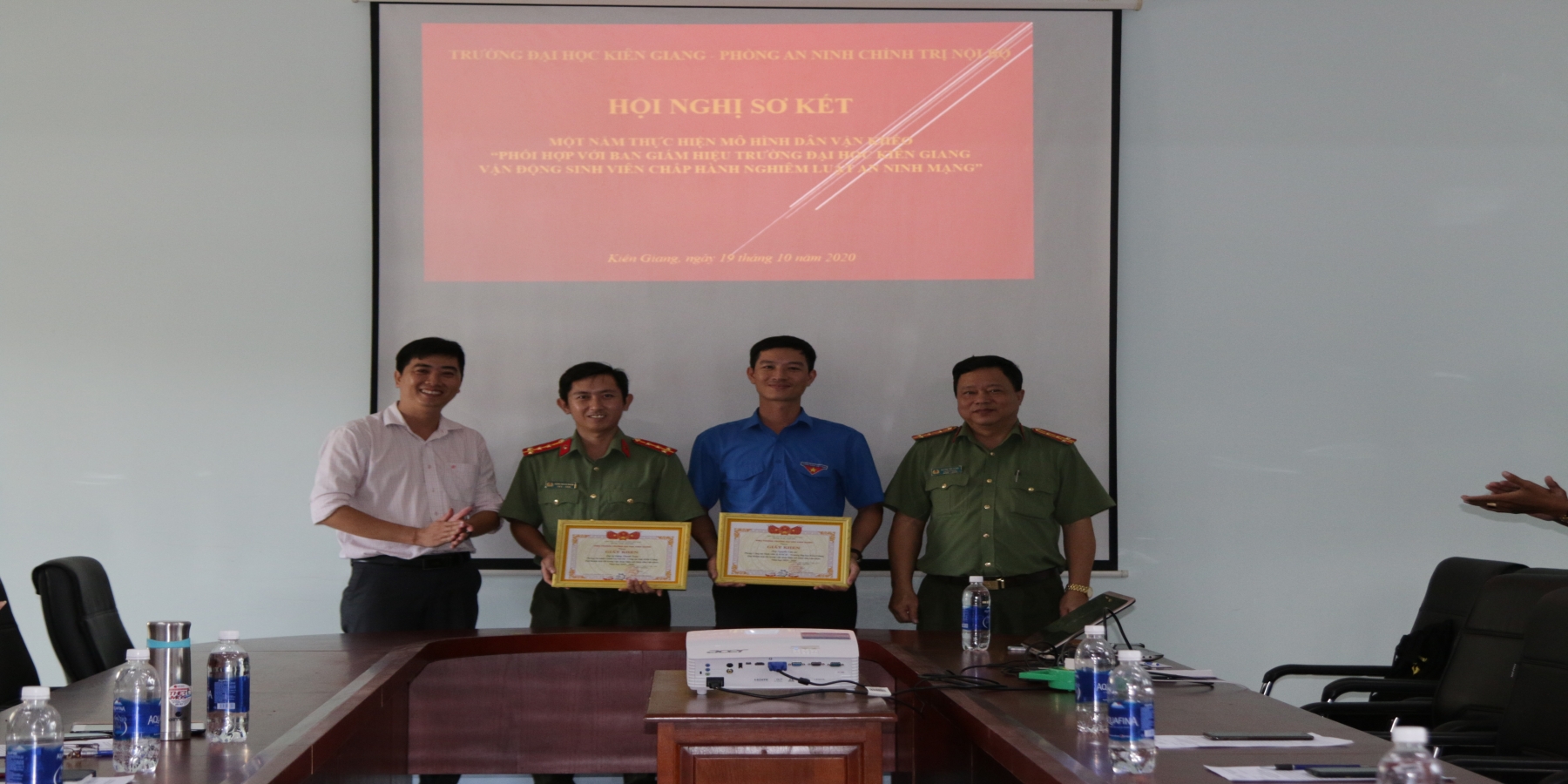 Tổ chức Hội nghị sơ kết 01 năm phối hợp thực hiện mô hình vận động sinh viên chấp hành nghiêm Luật An ninh mạng