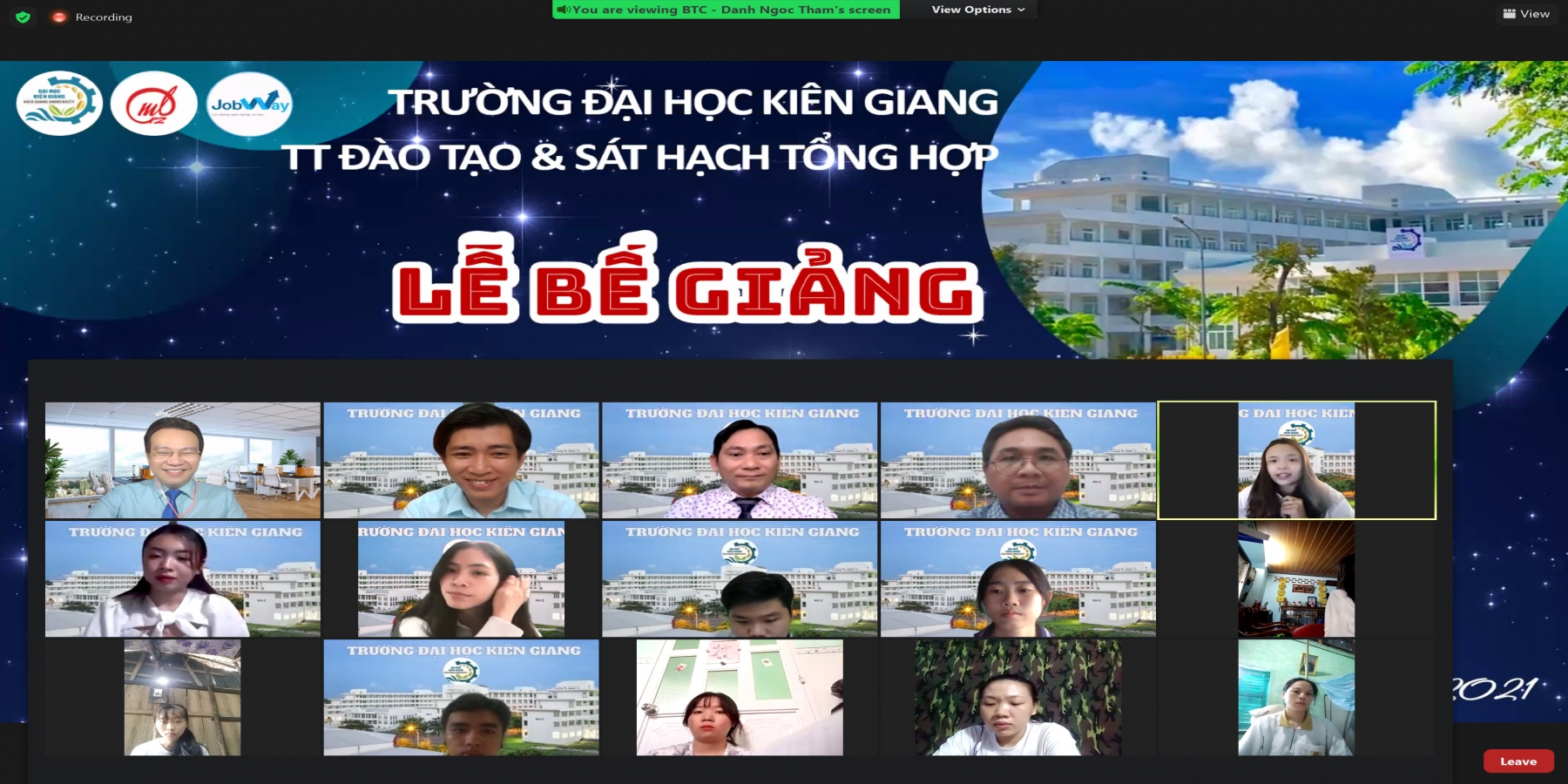 Hơn 500 tân sinh viên hoàn thành khóa bồi dưỡng kỹ năng mềm thiết yếu với chủ đề “Vì bạn xứng đáng”