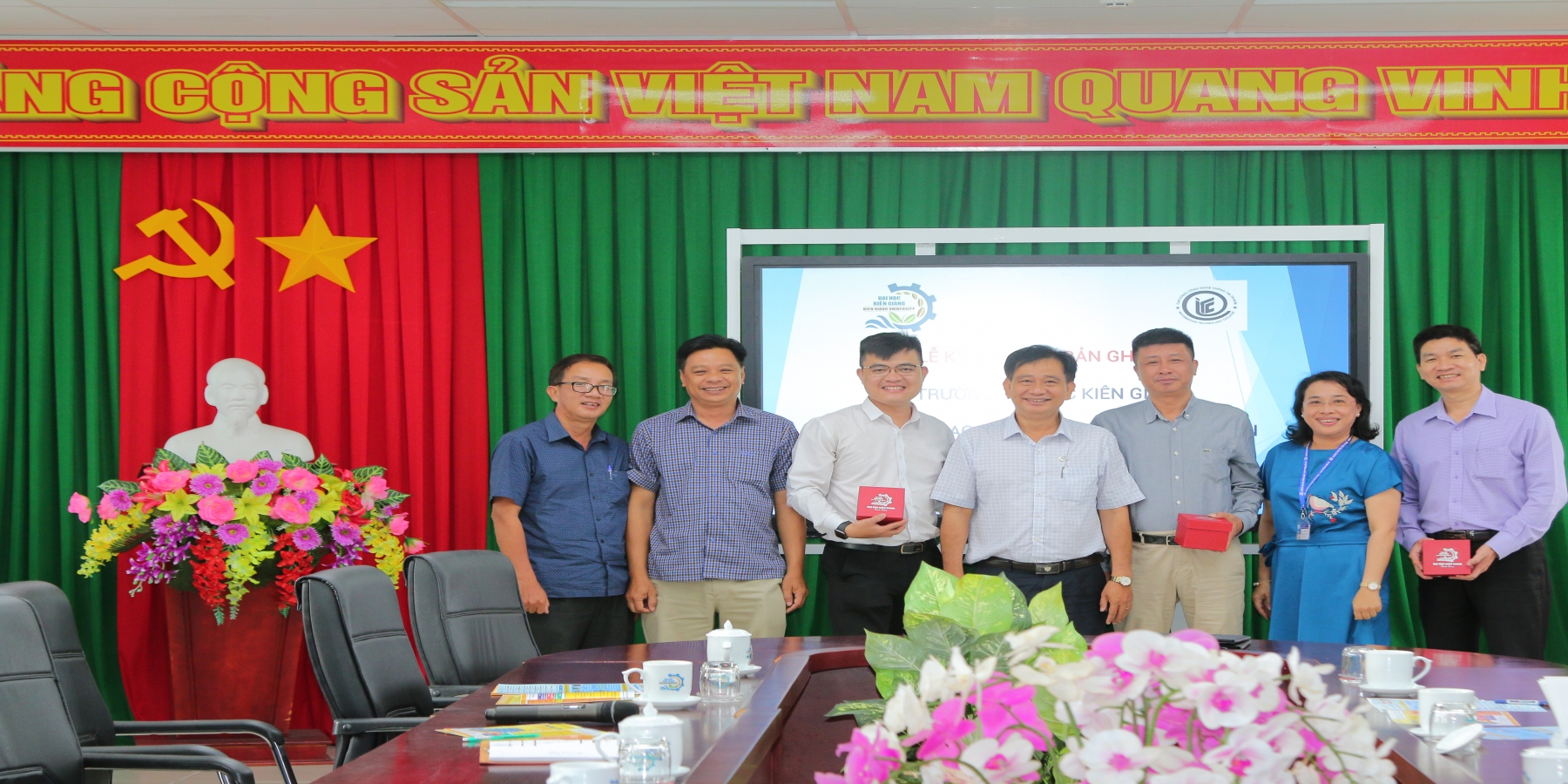 Trường Đại học Kiên Giang và Trường Cao đẳng Công nghệ thông tin TP. Hồ Chí Minh hợp tác đào tạo