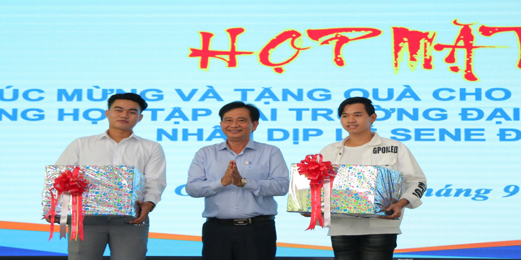 Tổ chức Lễ Sene Đôn Ta cho sinh viên quốc tế