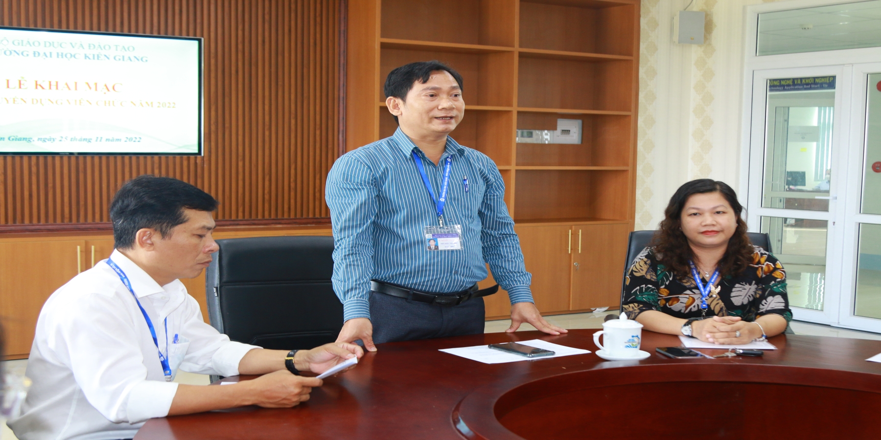 Tổ chức kỳ thi tuyển dụng viên chức năm 2022
