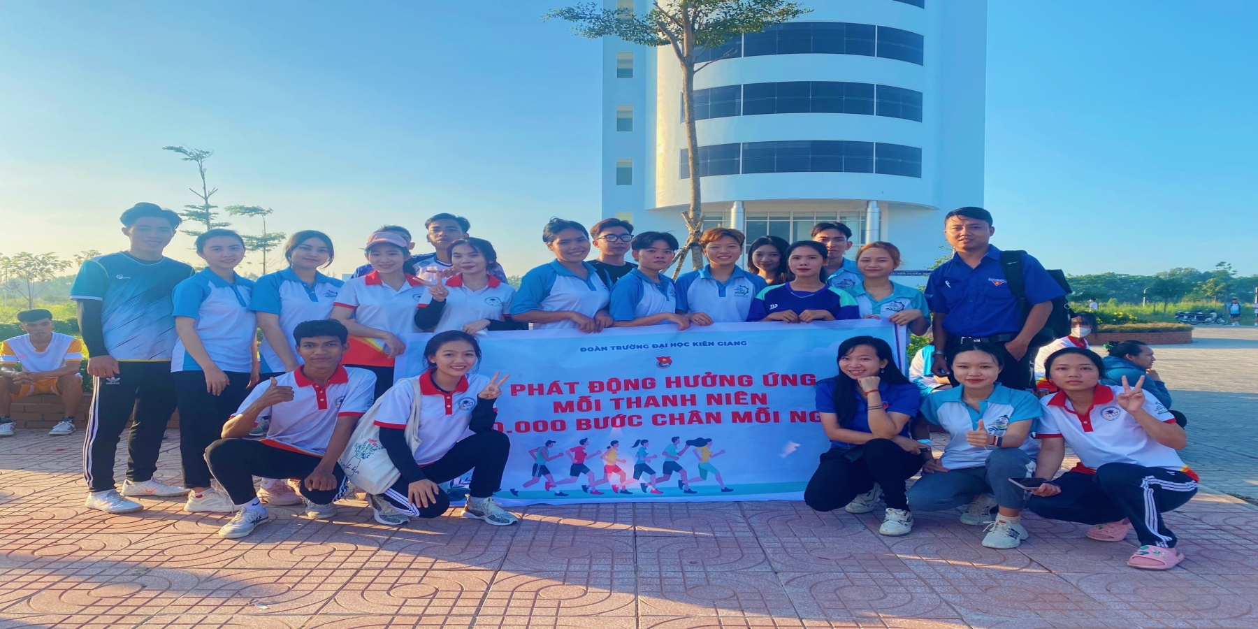 Đoàn thanh niên tổ chức hội thao hưởng ứng cao điểm Tháng Thanh niên