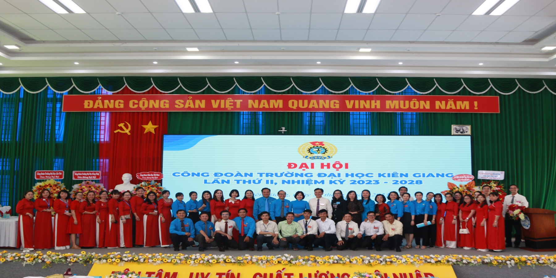 CÔNG ĐOÀN TRƯỜNG ĐẠI HỌC KIÊN GIANG “ĐỔI MỚI – DÂN CHỦ - ĐOÀN KẾT – PHÁT TRIỂN”