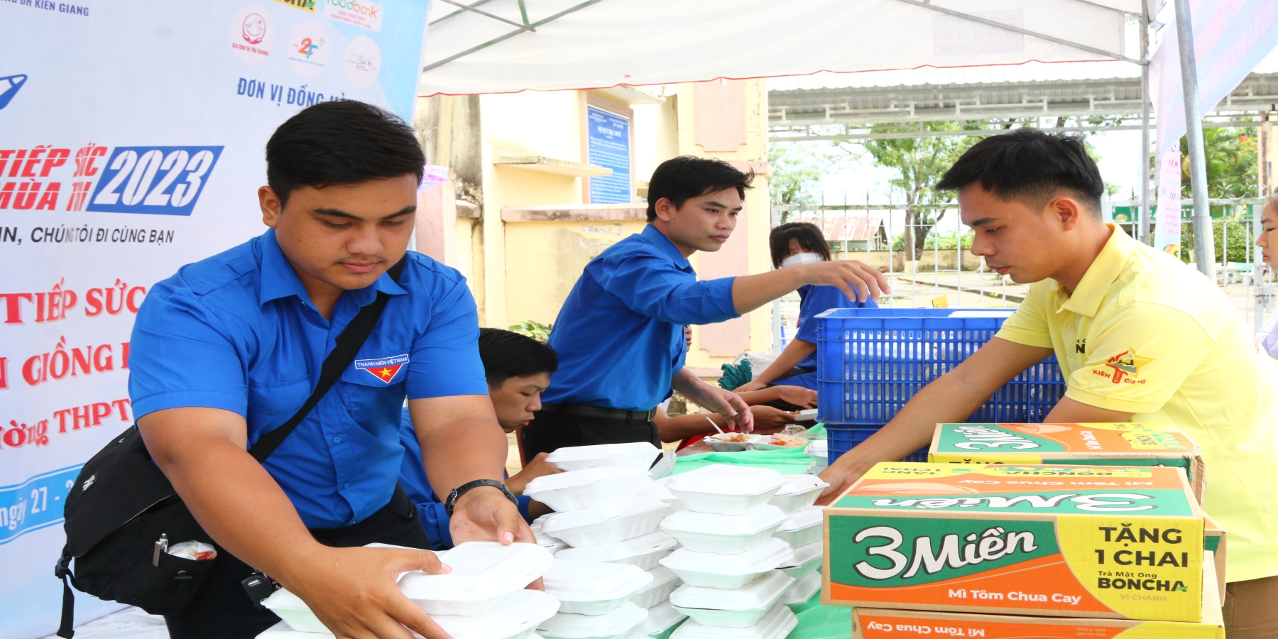 Tiếp sức mùa thi: lan toả tinh thần kết nối cộng đồng 