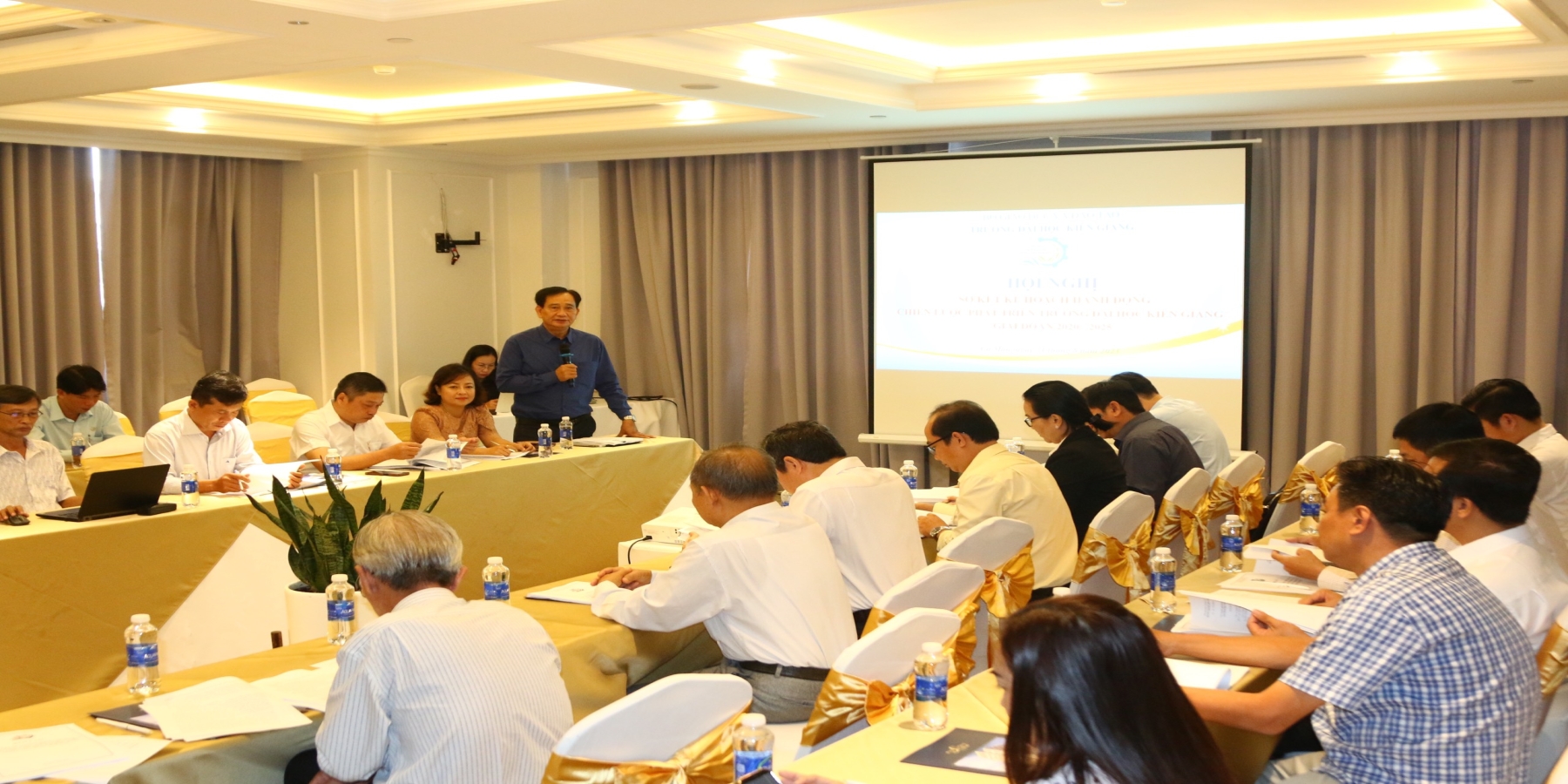 Trường Đại học Kiên Giang định hướng chiến lược mô hình quản trị đại học tự chủ và sáng tạo