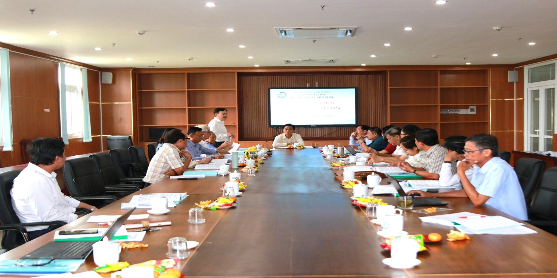 Trường Đại học Kiên Giang phấn đấu trở thành trường đại học thông minh 