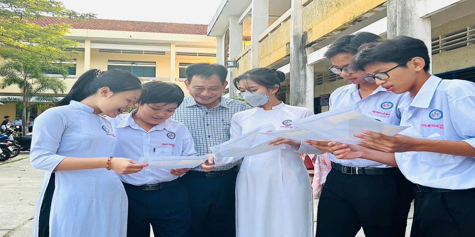 Đưa trải nghiệm môi trường học đại học và nghề nghiệp đến học sinh