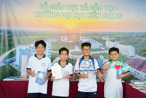 Đường sách Hội Tao đàn Chiêu Anh Các mang đậm giá trị truyền thống