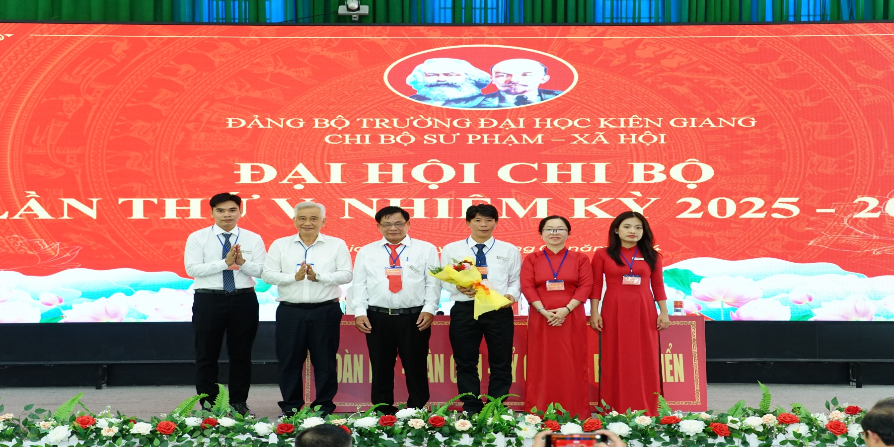 100% CHI BỘ CƠ SỞ TRỰC THUỘC ĐẢNG BỘ TRƯỜNG ĐẠI HỌC KIÊN GIANG ĐÃ HOÀN THÀNH TỔ CHỨC ĐẠI HỘI LẦN THỨ V, NHIỆM KỲ 2025 – 2028.