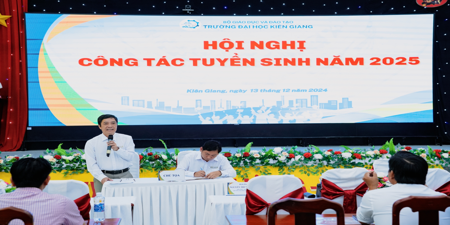 TRƯỜNG ĐẠI HỌC KIÊN GIANG TỔ CHỨC HỘI NGHỊ CÔNG TÁC TUYỂN SINH 2025 