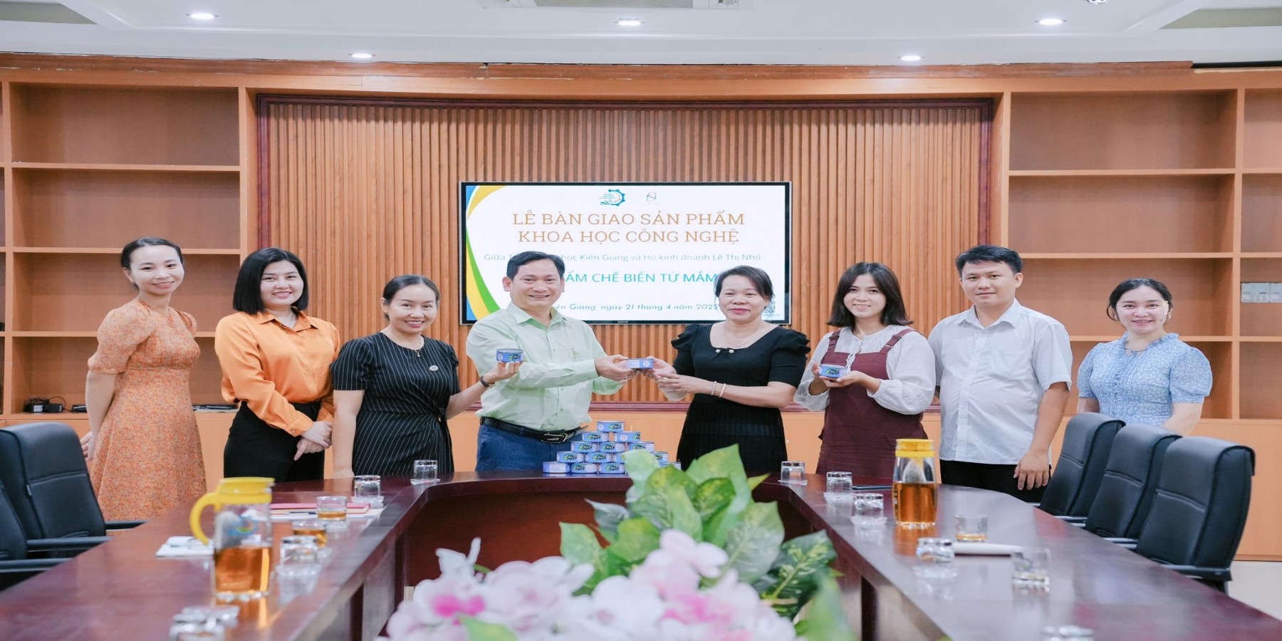 TRƯỜNG ĐẠI HỌC KIÊN GIANG BÀN GIAO SẢN PHẨM KHOA HỌC CÔNG NGHỆ CHO HỘ KINH DOANH ĐỊA PHƯƠNG