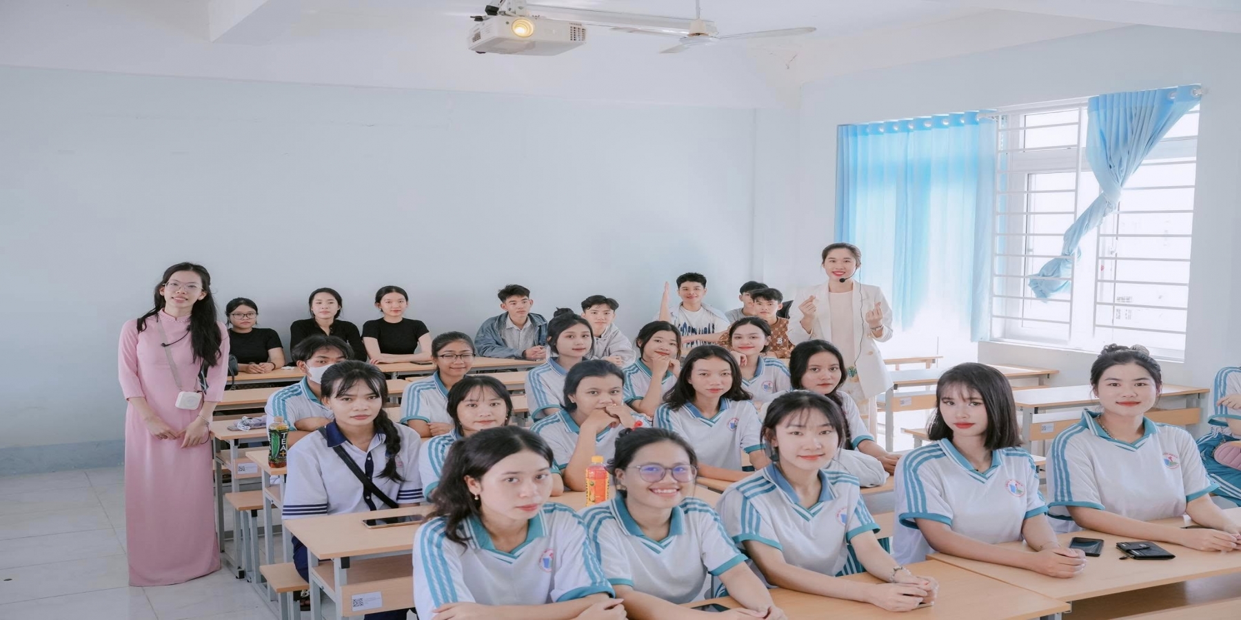 MỘT NGÀY LÀM SINH VIÊN TẠI TRƯỜNG ĐẠI HỌC KIÊN GIANG: NĂNG ĐỘNG – SÁNG TẠO – TRUYỀN CẢM HỨNG