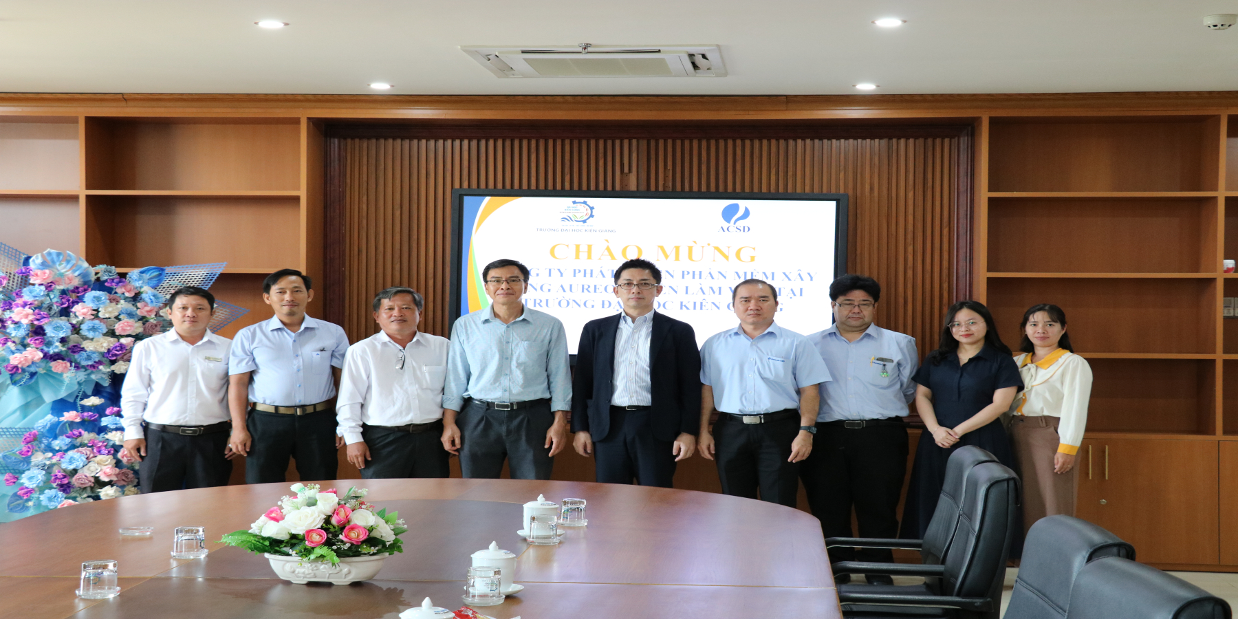 TRƯỜNG ĐẠI HỌC KIÊN GIANG TIẾP ĐOÀN CÔNG TY AUREOLE (NHẬT BẢN) ĐẾN LÀM VIỆC VÀ TRAO ĐỔI HỢP TÁC