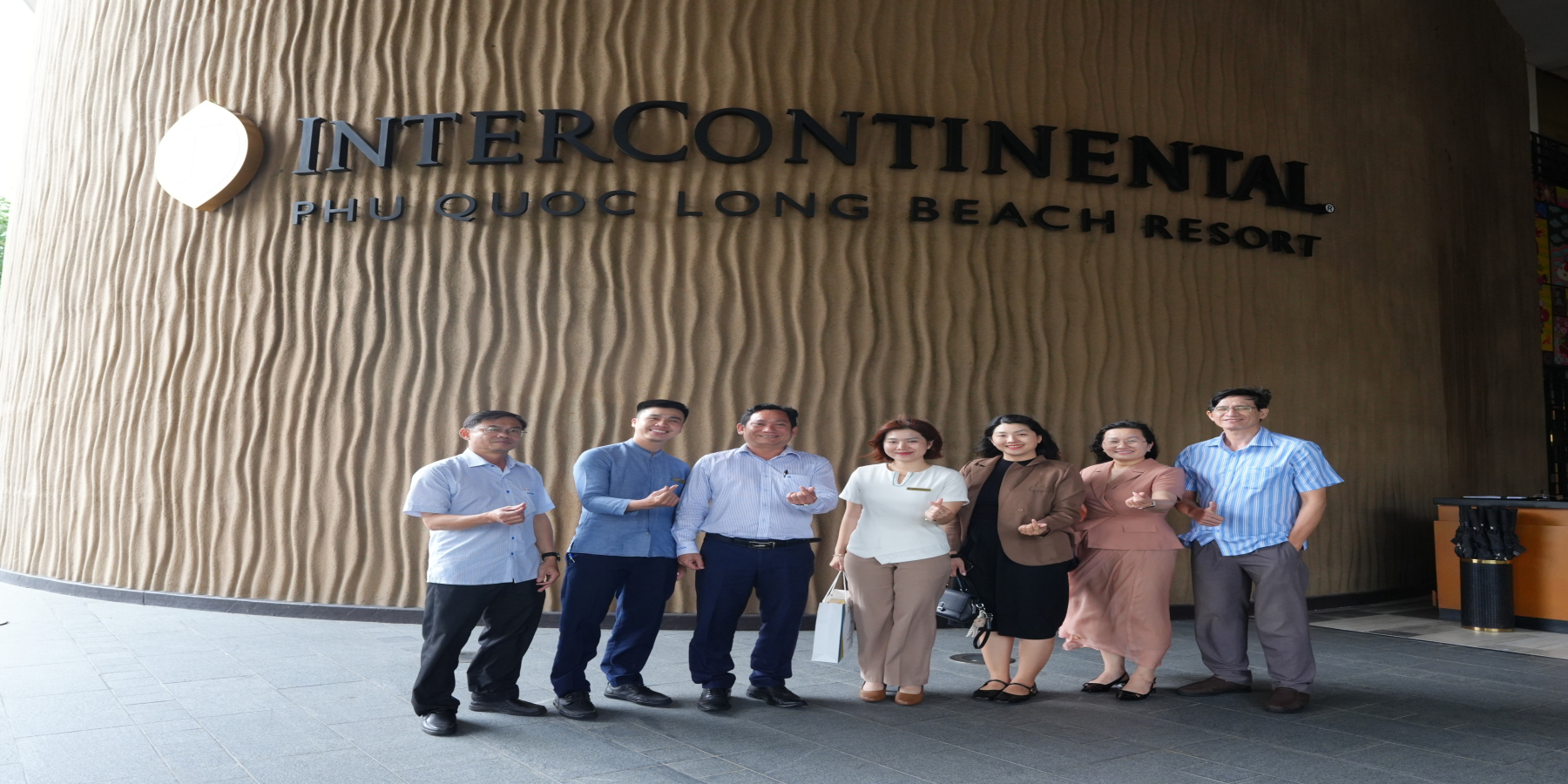 ĐẠI HỌC KIÊN GIANG TĂNG CƯỜNG HỢP TÁC VỚI INTERCONTINENTAL PHU QUOC LONG BEACH RESORT TRONG ĐÀO TẠO NGUỒN NHÂN LỰC DU LỊCH – KHÁCH SẠN
