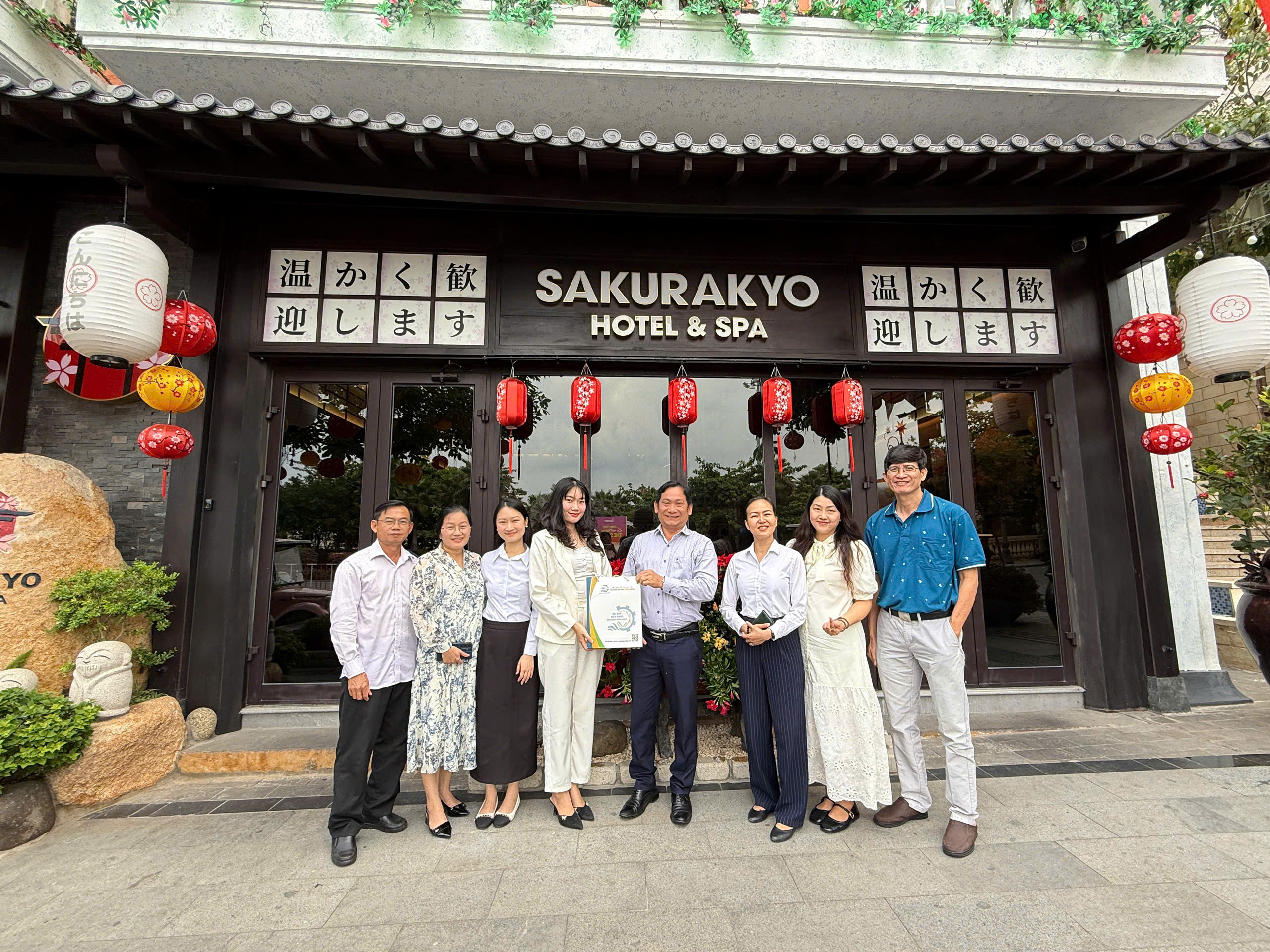 TRƯỜNG ĐẠI HỌC KIÊN GIANG TĂNG CƯỜNG HỢP TÁC DOANH NGHIỆP VỚI TẬP ĐOÀN SKYETH GROUP, NÂNG CAO NĂNG LỰC HỘI NHẬP CHO SINH VIÊN